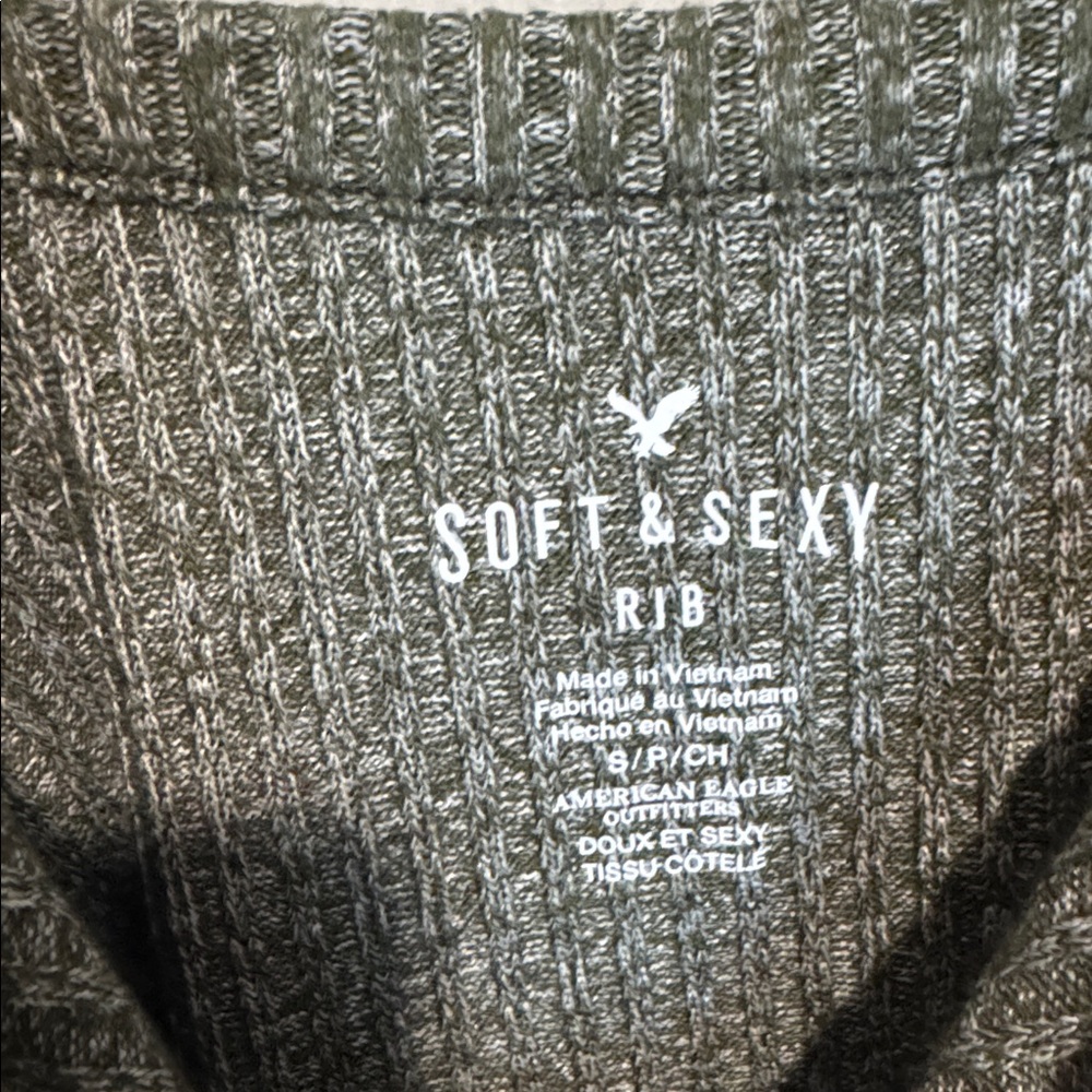 American Eagle Outfitters tank - Picture 2 of 6